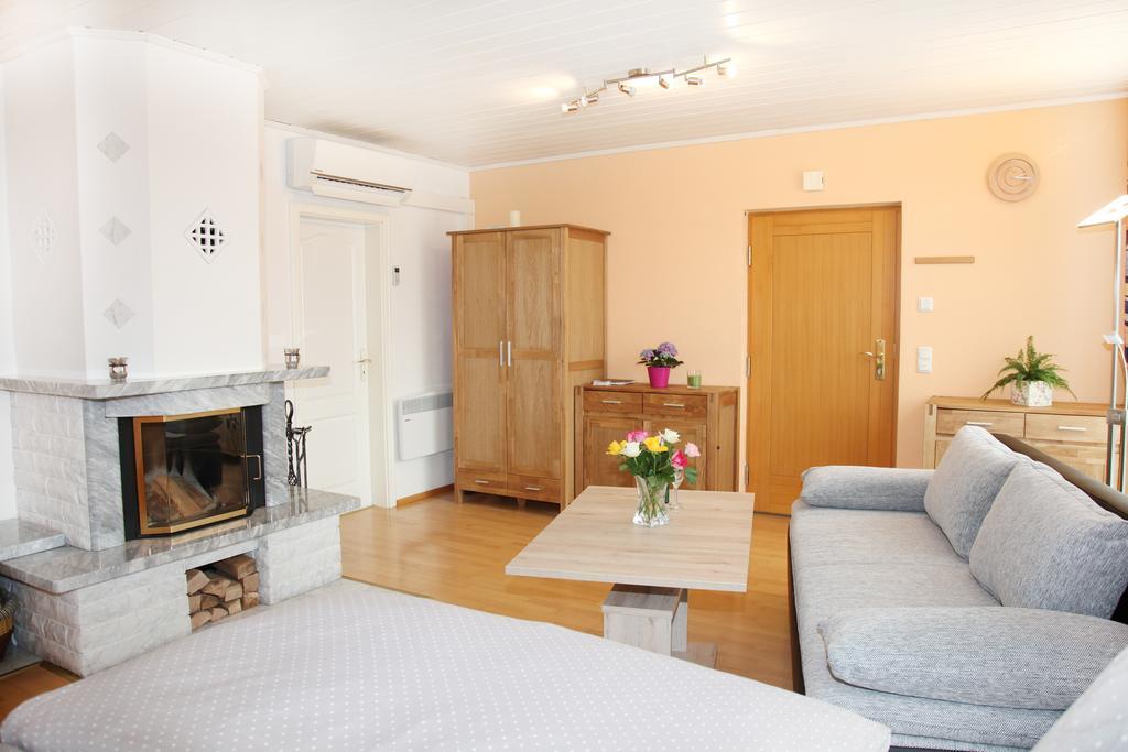 Chiemsee Comfort-Bungalow Mit Garten ริมสติง ภายนอก รูปภาพ